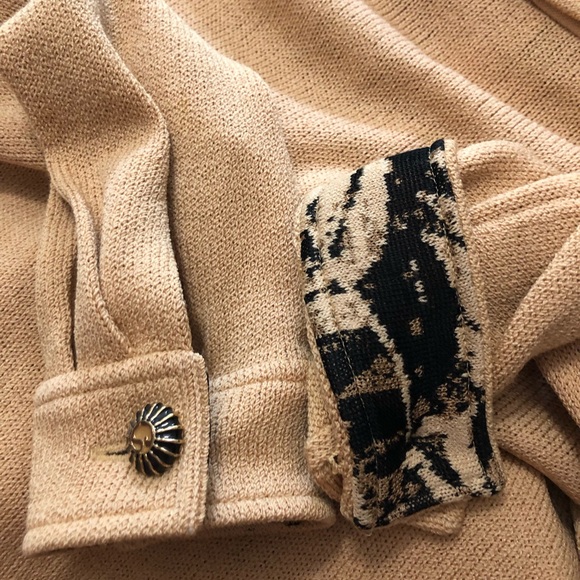 St. john jacket size 2 - Picture 6 of 6